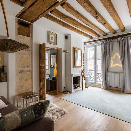 Ferienwohnung Veeve - Artistic Excellence In The Marais Paris Exterior foto